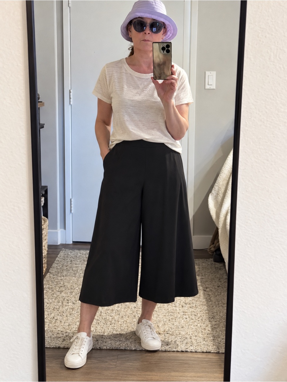 DKNY Black Wide-Leg Cropped Pants – Culotte Style, NWT, Size 12